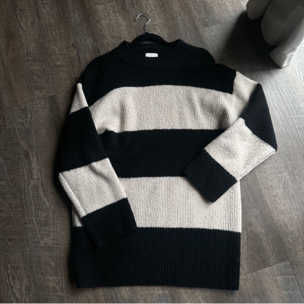 Black and Cream Striped Crewneck Sweater
